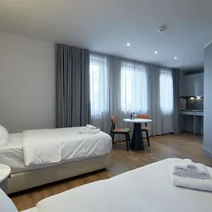 Fourty Three Luxury Serviced ***** Dusseldorf